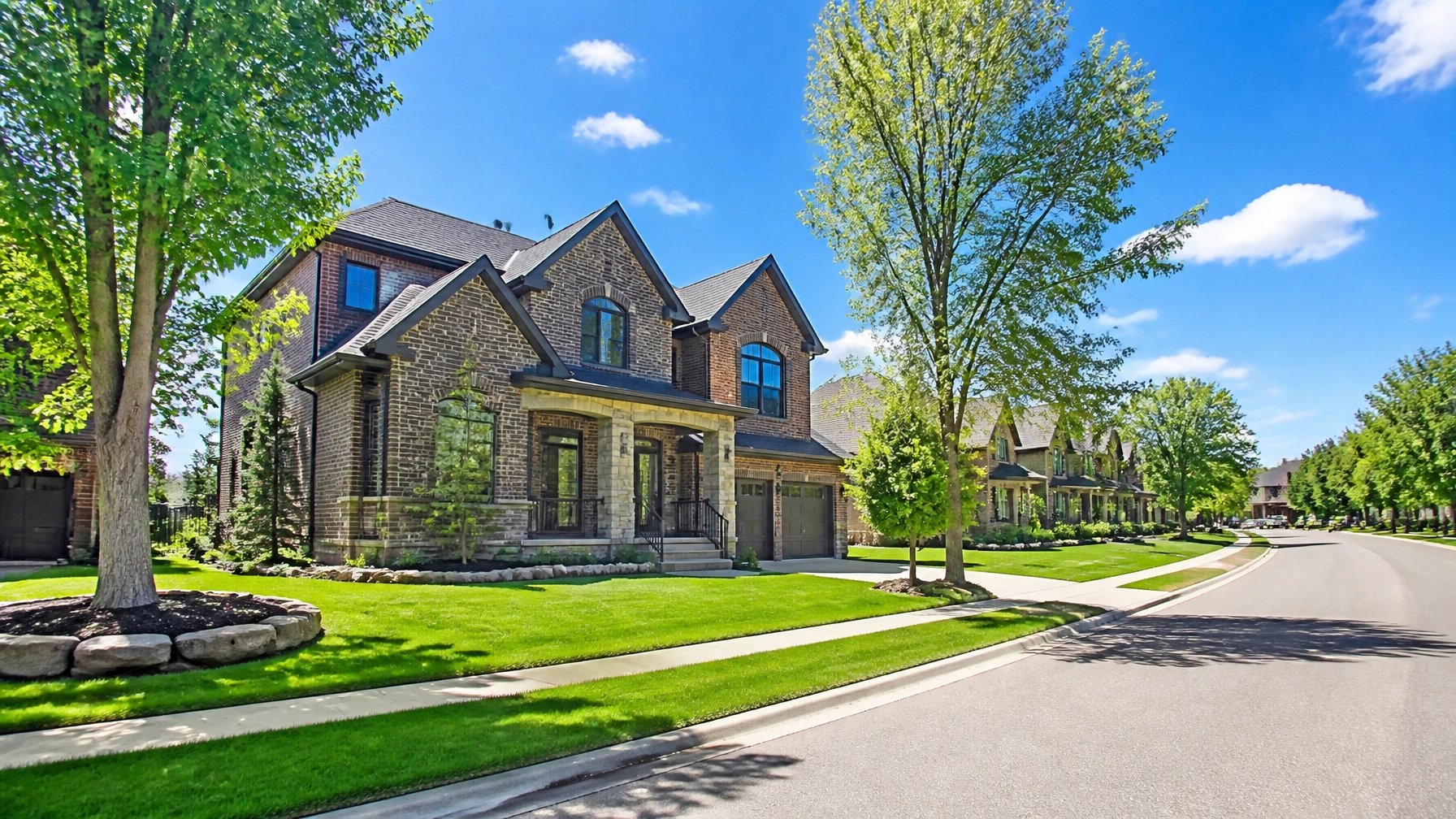 The Best Commuter Towns Near Toronto: Why Bradford and Barrie Lead the Pack